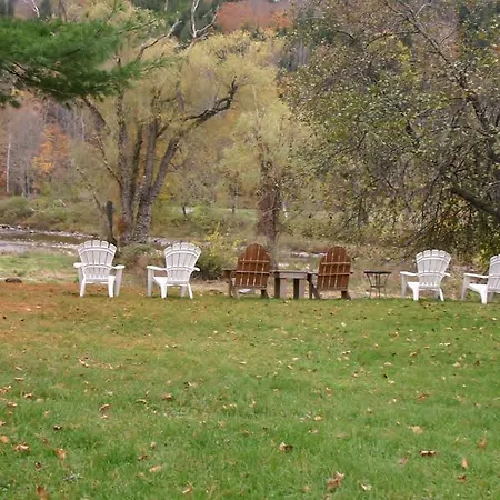 The Lincoln Inn & Restaurant At The Covered Bridge Woodstock Room photo